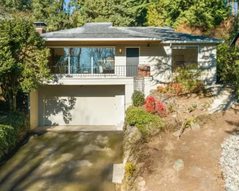 909 5th St LK Ida Bldg 2